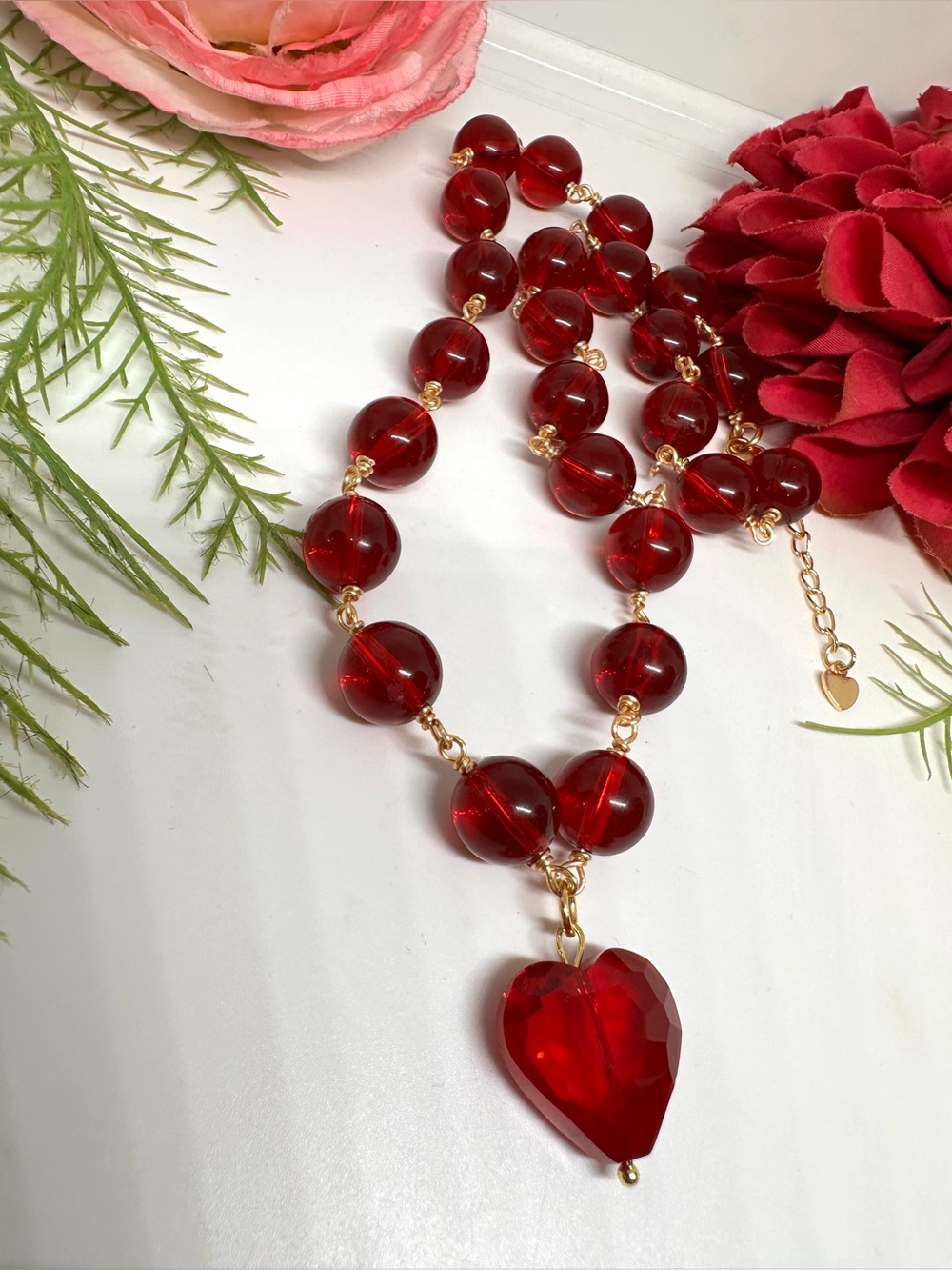 NEW⚜️ Handmade Red Beaded Crystal Heart Charm Necklace - Picture 2 of 6